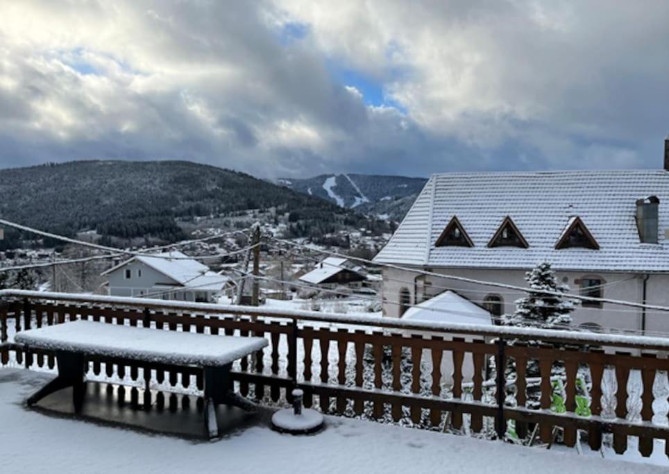 Appartement La Galerie De Meme Gerardmer Exterior photo